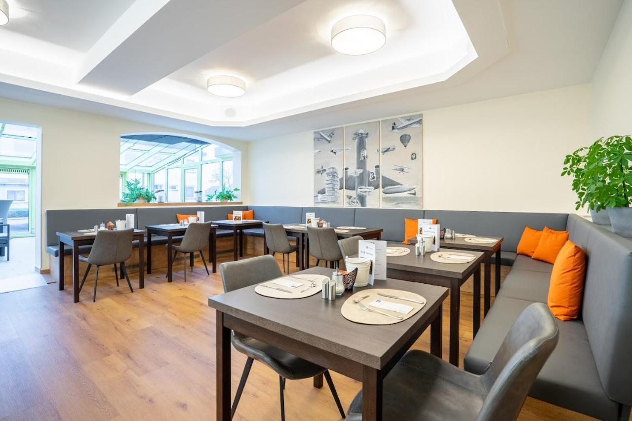 Das Reinisch Hotel - Near Vienna Airport Schwechat Buitenkant foto