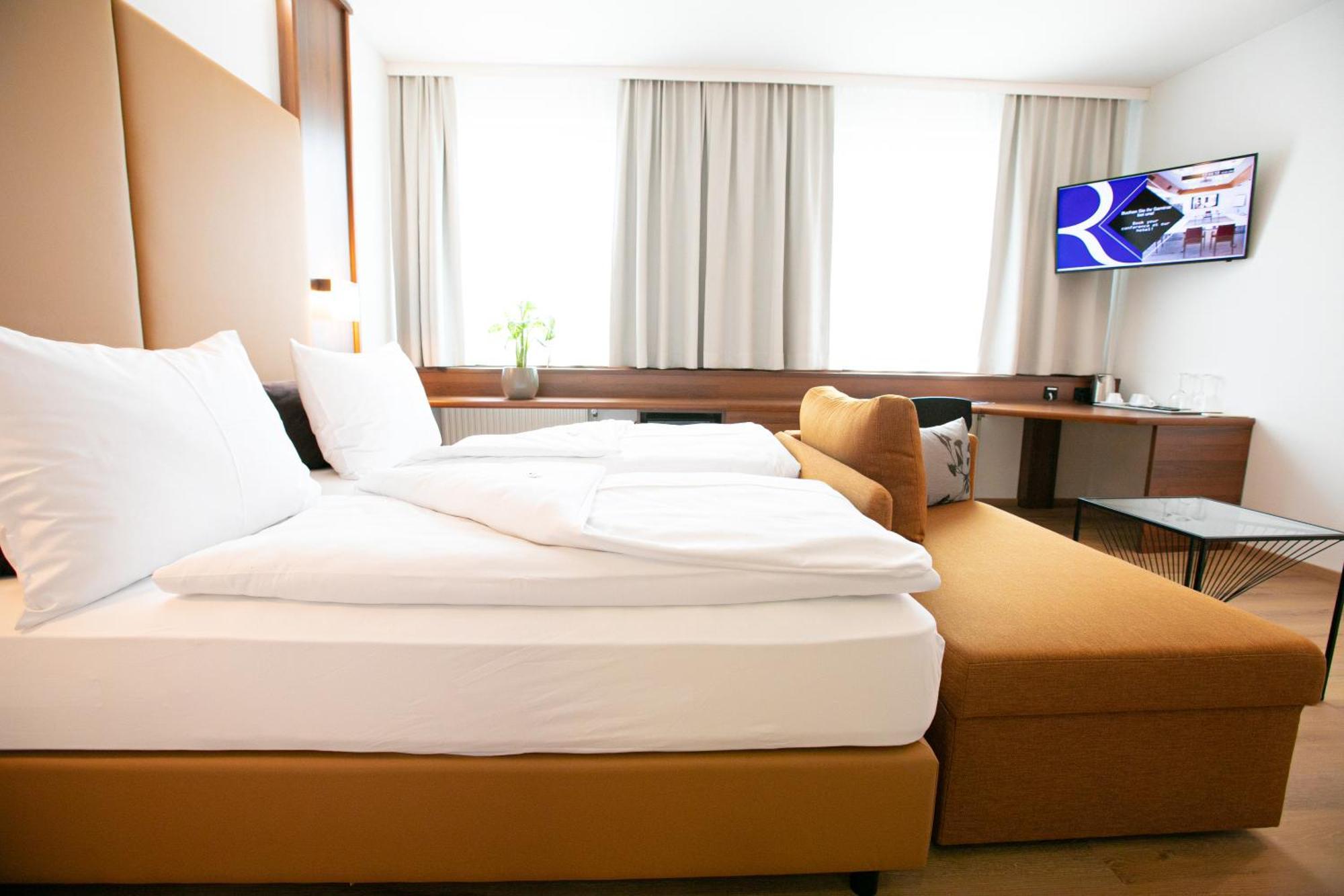 Das Reinisch Hotel - Near Vienna Airport Schwechat Buitenkant foto