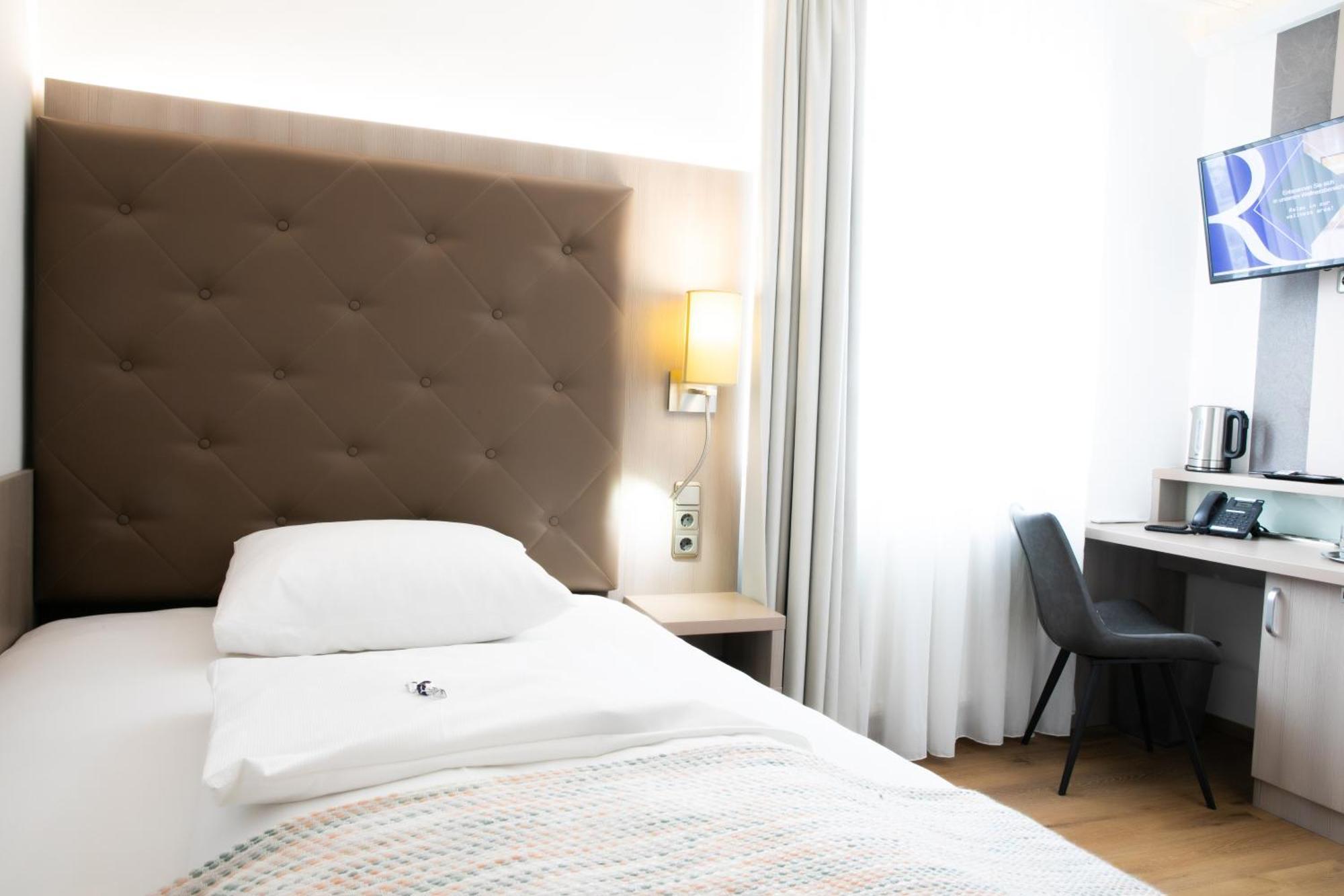 Das Reinisch Hotel - Near Vienna Airport Schwechat Buitenkant foto
