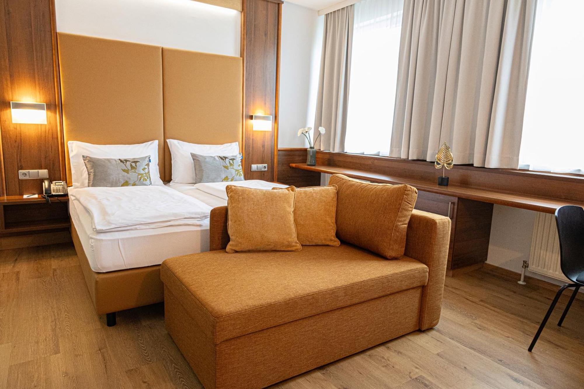 Das Reinisch Hotel - Near Vienna Airport Schwechat Buitenkant foto
