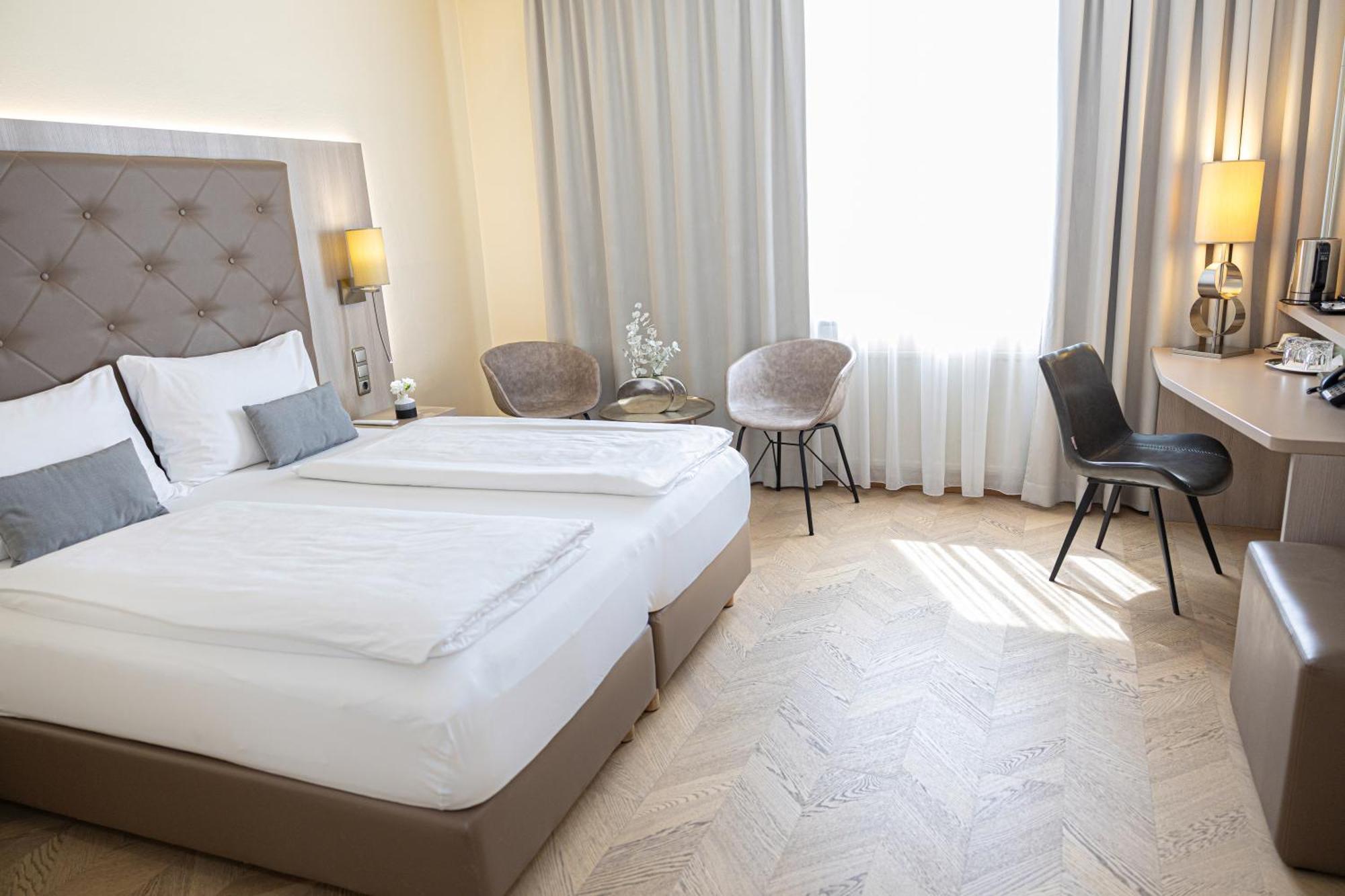 Das Reinisch Hotel - Near Vienna Airport Schwechat Buitenkant foto